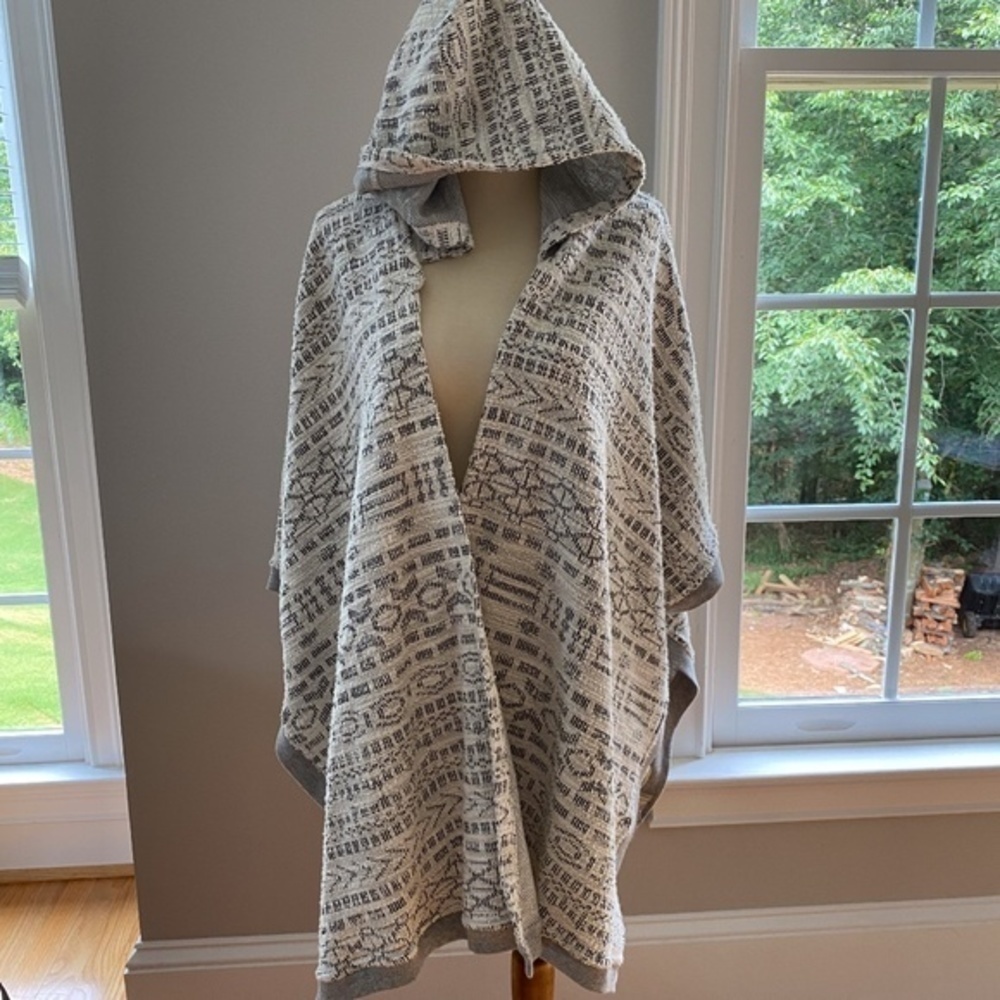 B.B. Dakota Jack Archibald Hooded Terry Poncho S - Picture 3 of 9